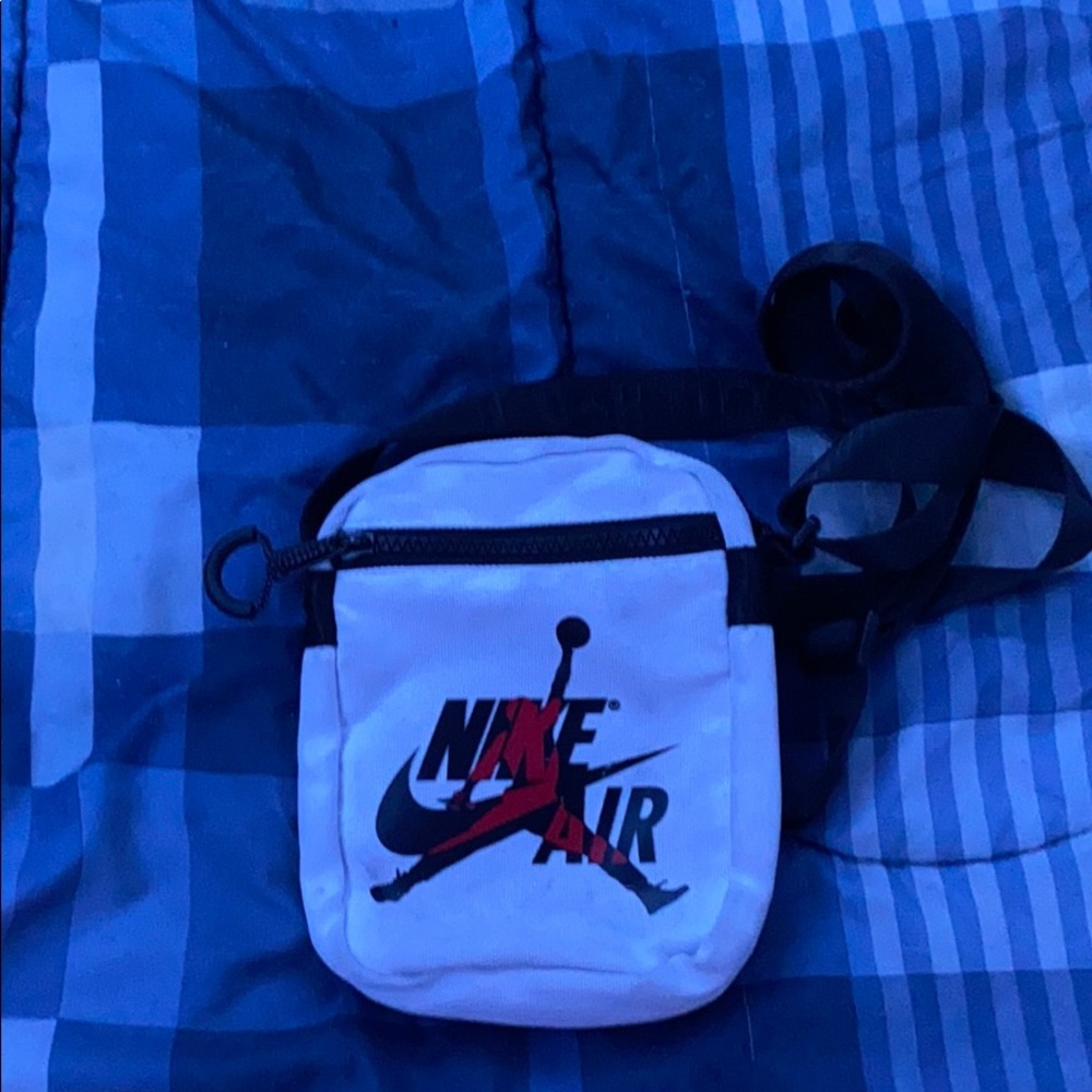 Jordan shoulder bag